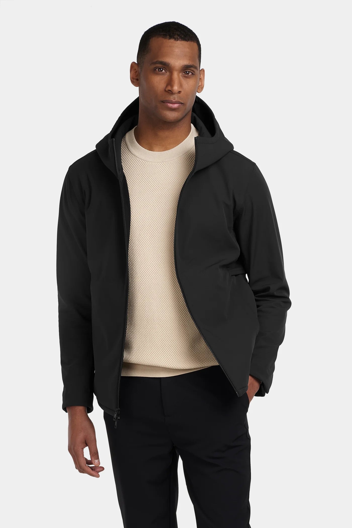 Heren Jas | Zwart Softshell Jack met Capuchon | Waterafstotend & Comfortabel