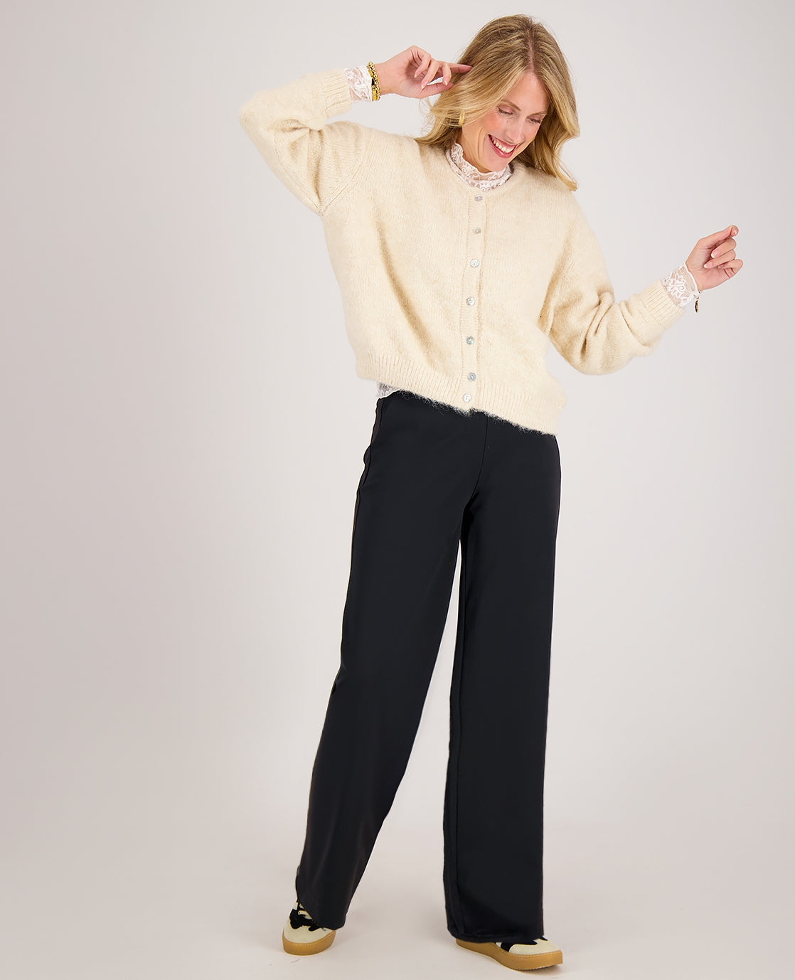 Dames Travel Broek | Rechte Pasvorm | Zwart | Comfortabel & Kreukvrij