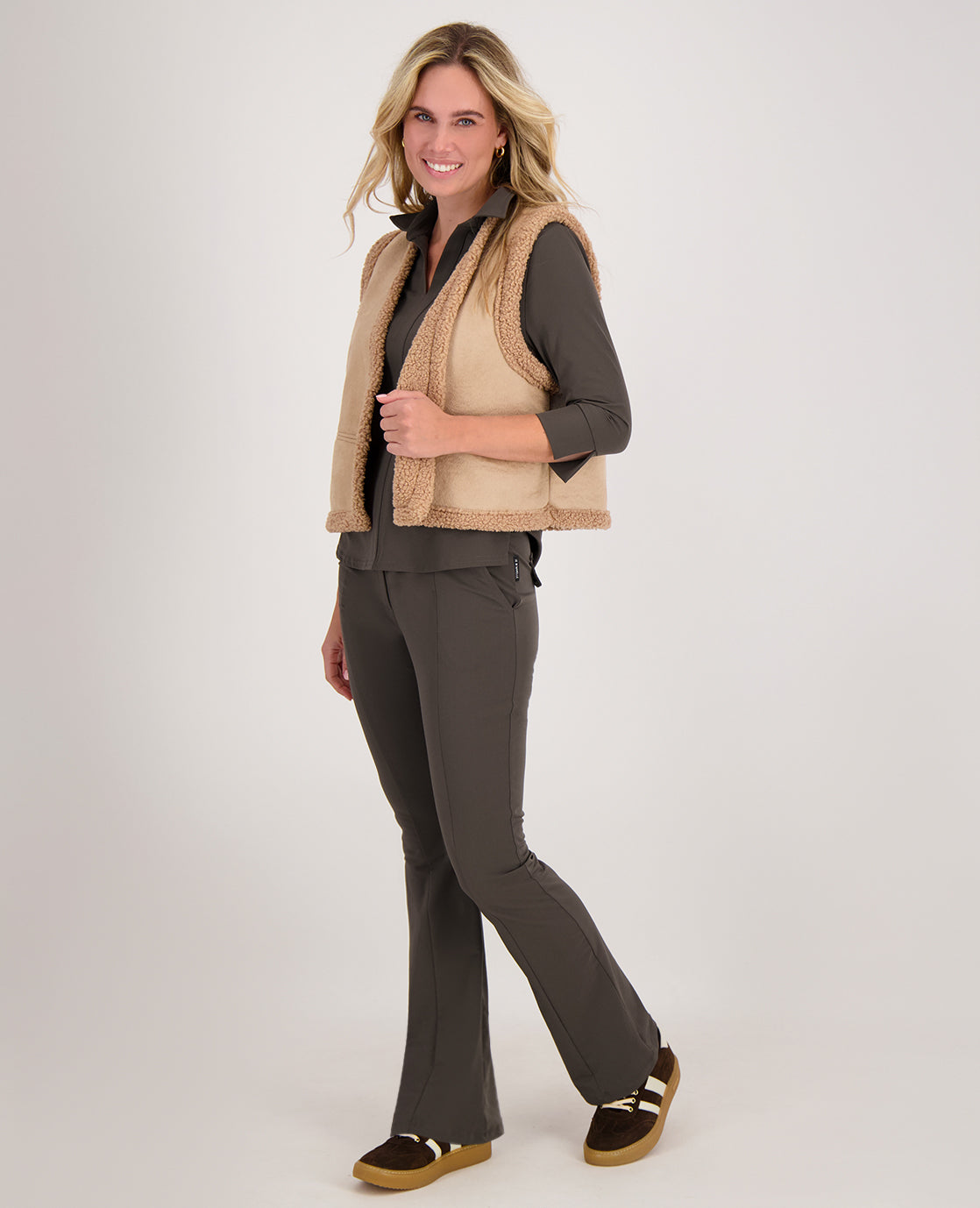 Dames Travel Top | V-Hals met Kraag | Zwart | Comfortabel