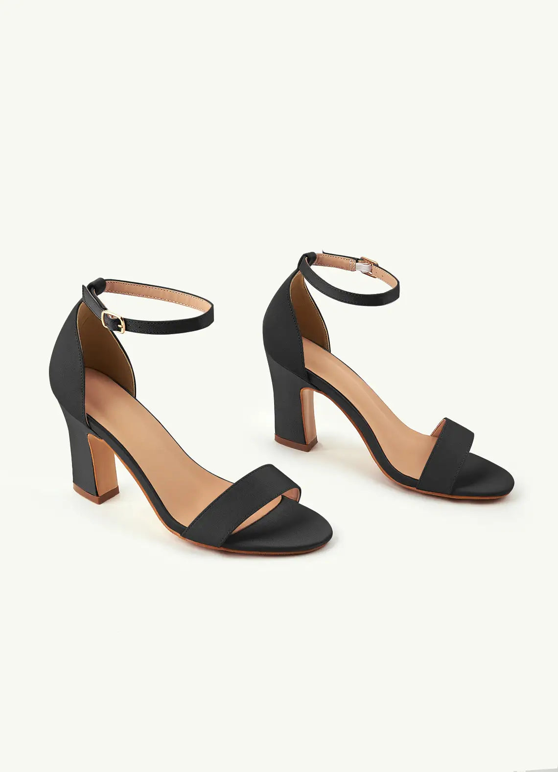 Dames Sandaal Zwart | Blokhak | Enkelbandje | Suède-look