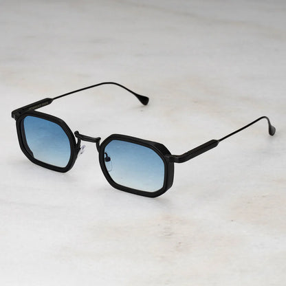 Lex Blue | Geometrische zonnebril | Zwart montuur & blauwe glazen