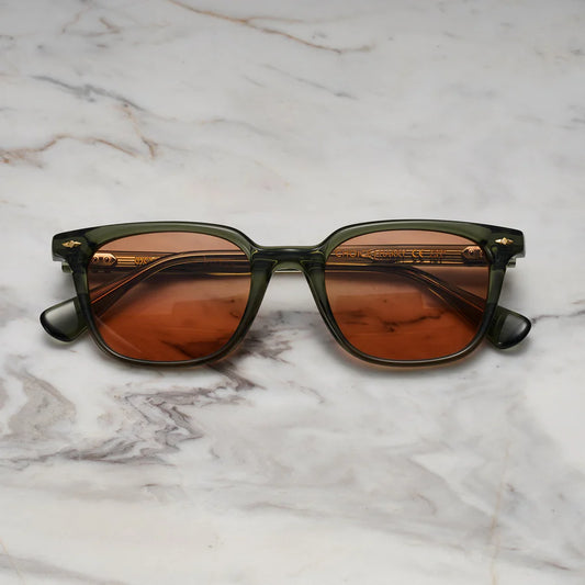 Olive Ember | Donkergroene zonnebril | Amberkleurige glazen