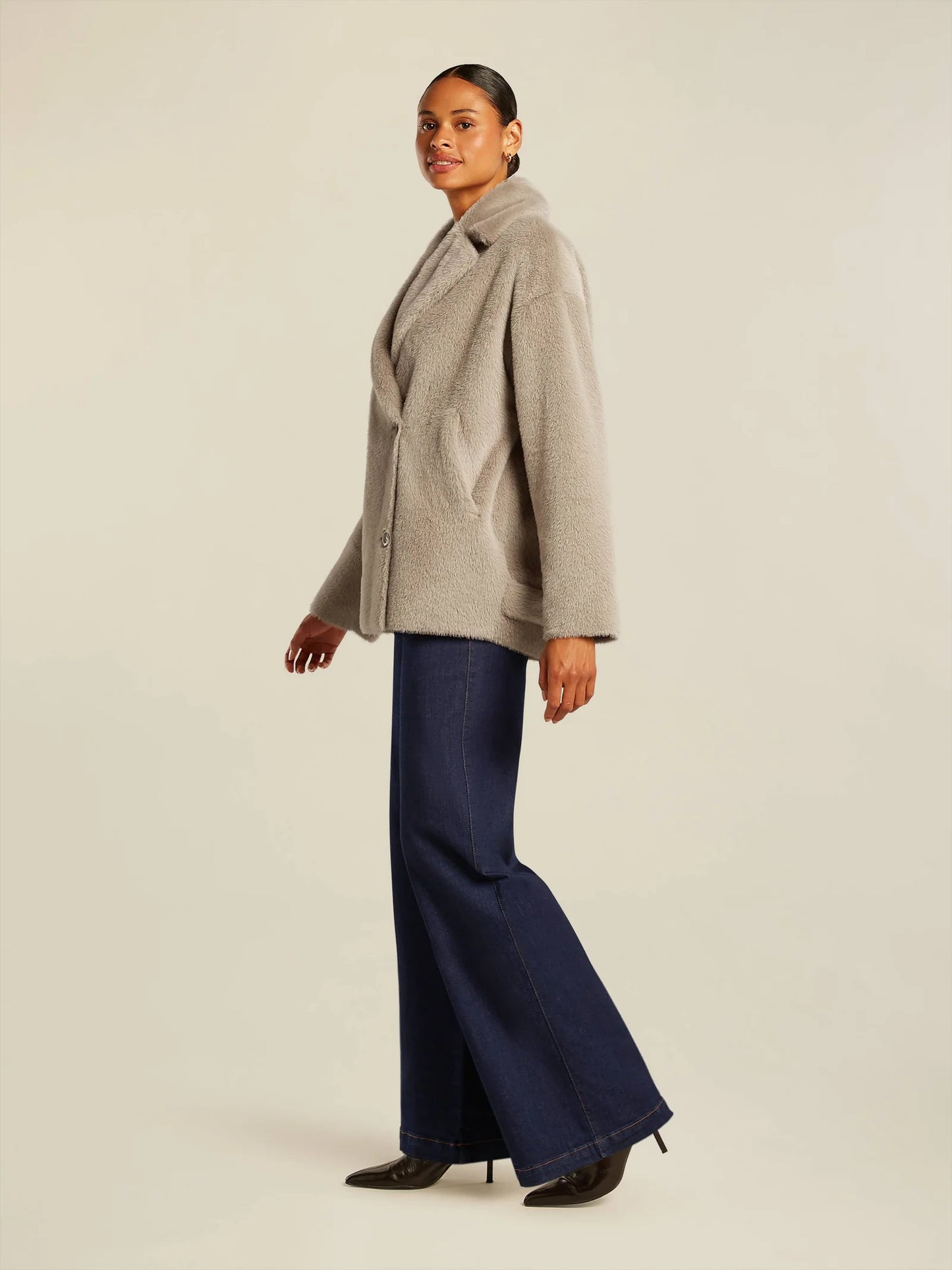 Dames Winterjas Lichtgrijs | Faux Fur | Dubbele Knopen | Elegant & Warm