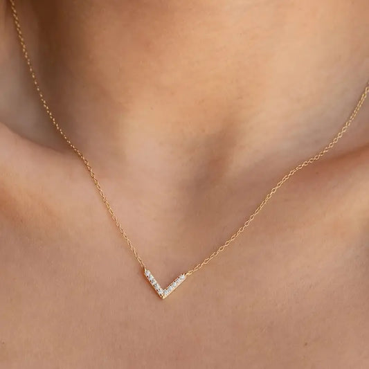 Vero | Dames v-vorm ketting | Goud