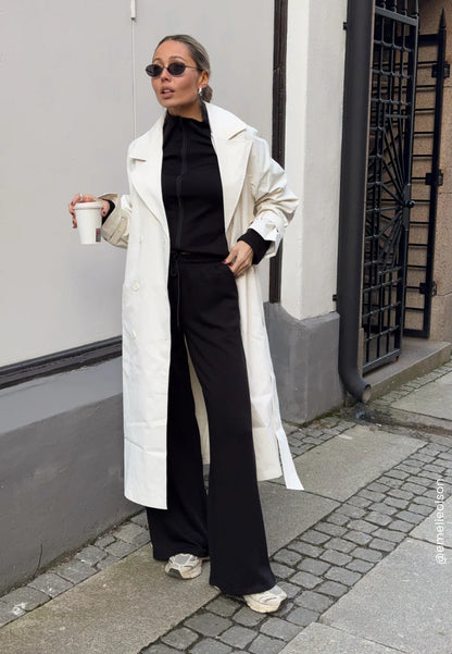 Dames Trenchcoat | Crème | Lange Elegante Jas met Knopen